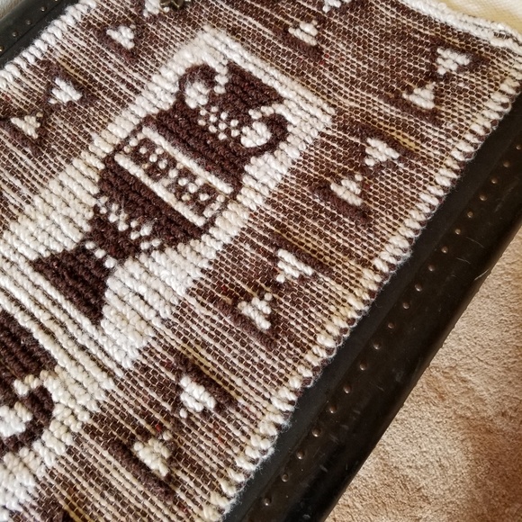 Vintage fringed wool blend tapestry - Picture 5 of 6